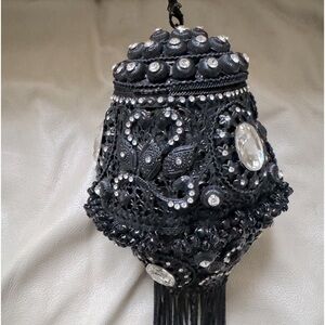 BLACK CHANDELIER BAG